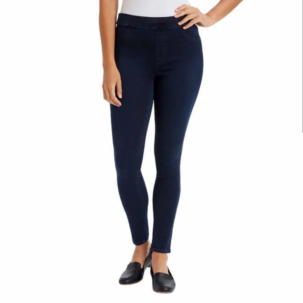 Gloria Vanderbilt Pull On Comfort Jeans Ladies Blue Beverly